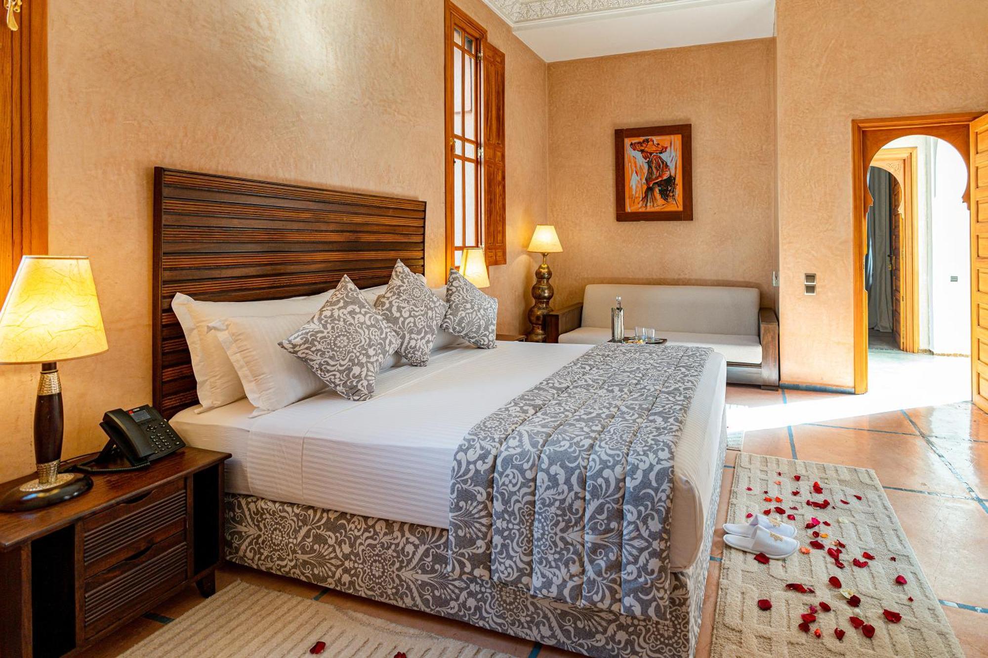 Hotel Palais Alcazar Ouled Jelal Exterior foto